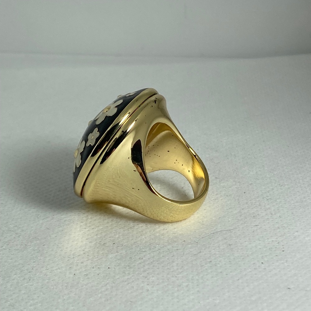 Marc Jacobs Daisy solid perfume ring - Picture 4 of 14